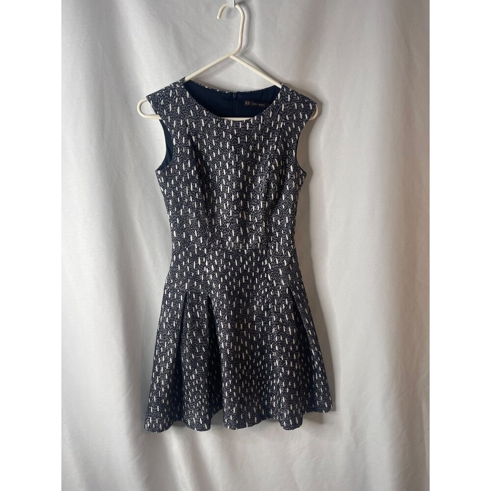 Chic Zara Basic Black & White Sleeveless Fit & Flare Textured Knit Dress XS Made
